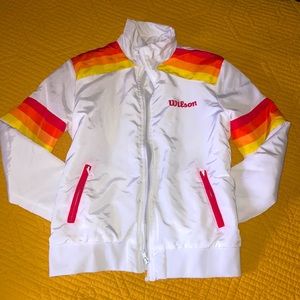 Super cute Wilson bomber jacket. Only been worn once. In great condition.